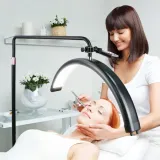 lampa-kosmetyczna-moon-do-przedluzania-rzes-led-bezcieniowa-stojaca-moc-36-w-marka-calissimo