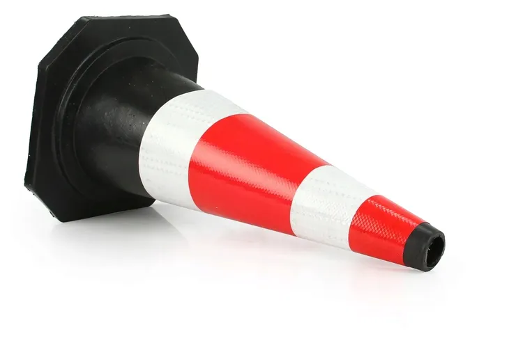 pacholek-drogowy-amstein-60cm-wysokosc-produktu-60-cm