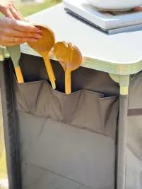 kuchnia-turystyczna-szafka-stol-skladany-ogrodowy-torba-kempingowy-stolik