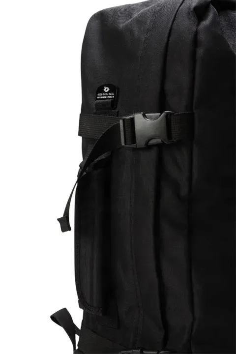 plecak-kabinowy-cabinzero-classic-44l-absolute-black-stan-nowy