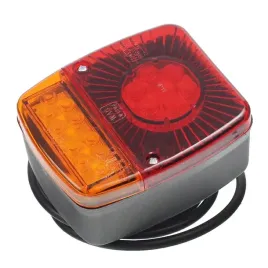 lampa-tylna-zesp-2-segm-l-p-przyczepka-kwadratowa-diodowa-z-przewodem