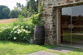 zbiornik-na-deszczowke-250l-barrique-beczka-na-wode-deszczownica-kranik