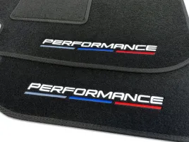 dywaniki-welurowe-bmw-1-e82-2004-2013-czarne-4x-performance-edition