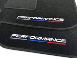 dywaniki-welurowe-porsche-taycan-2019-4x-performance-edition