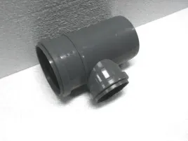 kanalizacja-pcv-pp-110mm-trojnik-redukcja-90-stopni-110x75x90