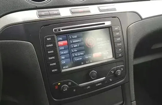 radio-nawigacja-android-ford-transit-tourneo-2013-radio-informacja-rds-pasmo-am-pasmo-fm-radio-cyfrowe-dab