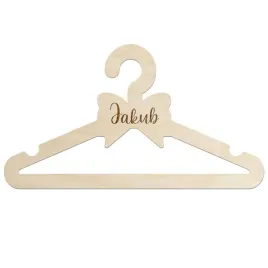 drewniany-wieszak-z-imieniem-dla-dziecka-na-ubrania-personalizowany-do-zdje