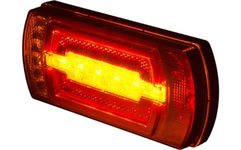 lampa-zespolona-led