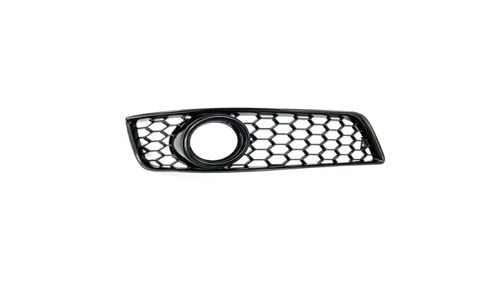 ramka-halogenow-audi-a3-8p-gloss-black-strona-zabudowy-przod