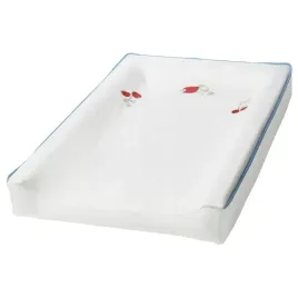 ikea-vadra-pokrowiec-na-mate-do-przewijania-w-kroliki-bialy-48x74-cm