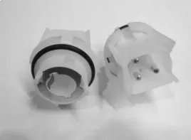 oprawka-zar-lampy-kier-volvo-3-styki-tangde-td01-51-007k-3