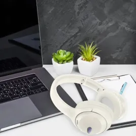 sluchawki-bezprzewodowe-nauszne-do-biegania-komputera-telefonu-tv-radia