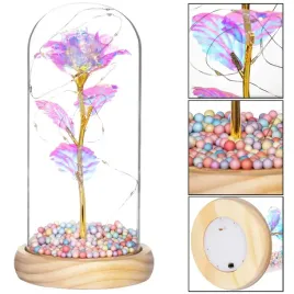 wieczna-roza-w-szkle-swiecaca-led-pomysl-piekny-prezent-na-dzien-matki-mamy