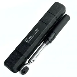 klucz-dynamometryczny-do-kol-1-4-226-226nm-blokada-grzechotka-etui
