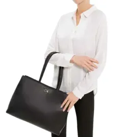 torebka-damska-calvin-klein-ck-skora-ckj-duza-shopperka-zw0zw02783-beh