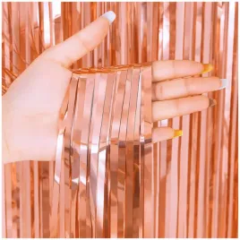 kurtyna-dekoracyjna-rose-gold-na-urodziny-scianka-do-zdjec-zaslona-tlo-2x1m