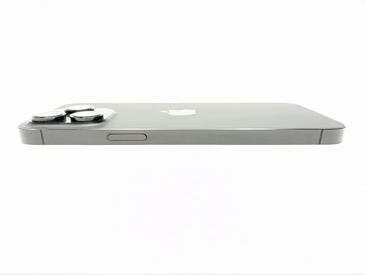 apple-iphone-14-pro-max-128gb-czarny-funkcje-aparatu-autofocus-lampa-blyskowa-nagrywanie-wideo-optyczna-stabilizacja-obrazu-panorama-wykrywanie-twarzy-zdjecia-seryjne-zoom