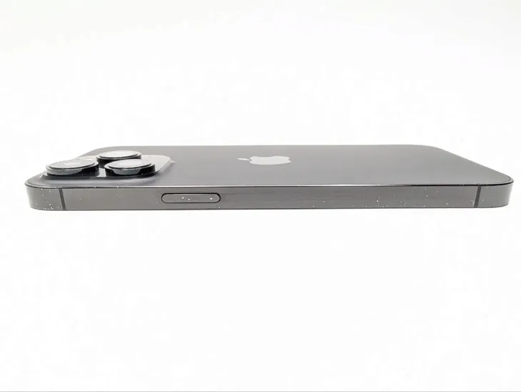 apple-iphone-14-pro-max-128gb-czarny-funkcje-aparatu-autofocus-lampa-blyskowa-nagrywanie-wideo-optyczna-stabilizacja-obrazu-panorama-wykrywanie-twarzy-zdjecia-seryjne-zoom