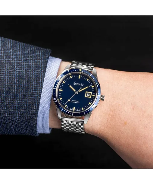 zegarek-meski-accurist-dive-automatic-funkcje-datownik