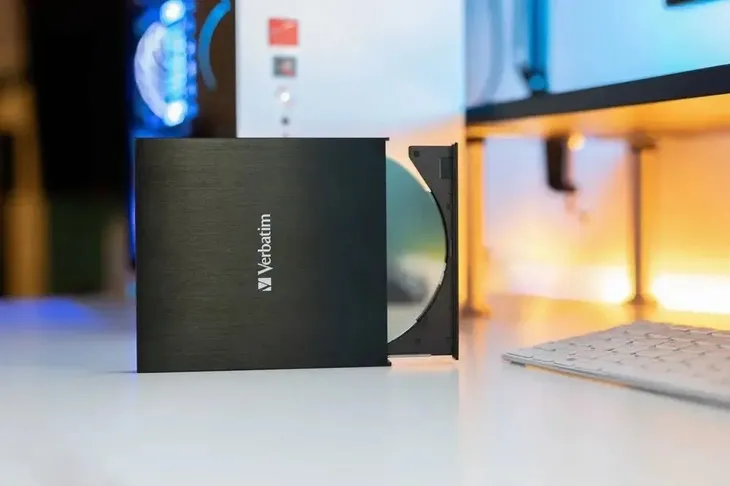 nagrywarka-blu-ray-4k-slim-usb-c-verbatim-do-pc-i-mac-typ-napedu-zewnetrzny