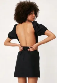 nasty-gal-sukienka-czarna-klasyczna-gladka-32-yfj