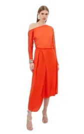 karen-millen-sukienka-midi-z-odkrytym-ramieniem-i-dlugim-rekawem-s-b1p
