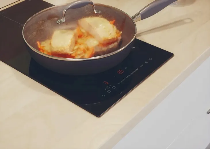 plyta-indukcyjna-candy-ctp32sc-e1-czarne-szklo-3500w-dotykowe-timer-kolor-dominujacy-czarny