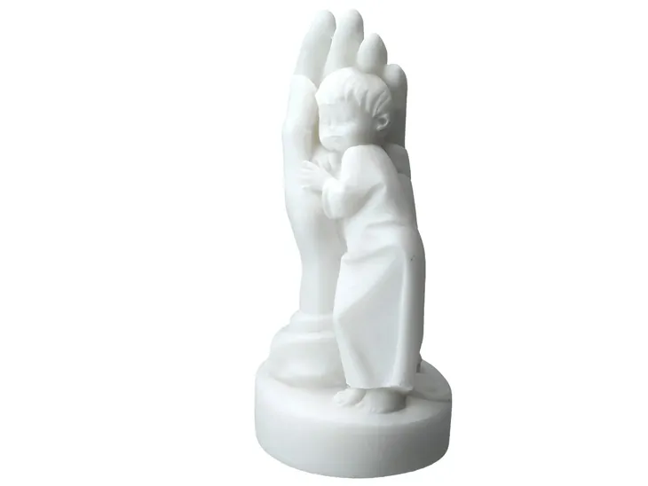 chlopczyk-na-dloni-alabaster-grecki-material-wykonania-inny