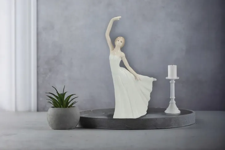 figurka-baletnica-stan-opakowania-oryginalne