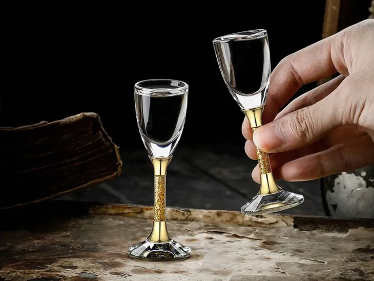 kpl-2-kieliszkow-do-wodki-marka-hanipol