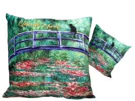 poduszka-z-wypelnieniem-suwak-c-monet-most-nad-stawem-z-liliami-carman