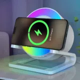 ladowarka-z-glosnikiem-bluetooth-biala-rgb-stan-powystawowy