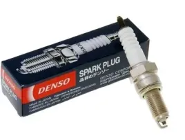 swieca-zaplonowa-triumph-speed-four-600-02-05r