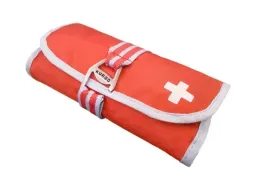 kurgo-first-aid-kit-apteczka-medyczna-dla-psa-z-klamra-pierwsza-pomoc