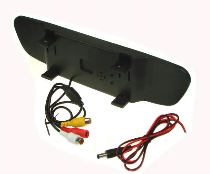 monitor-lcd-samochodowy-w-lusterku-43-stan-powystawowy