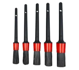uniwersalny-zestaw-5-szczotek-czyszczacych-do-samochodu