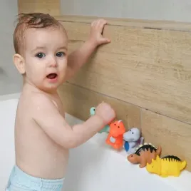 akuku-a0169-zabawki-kapielowe-dinusie-5-szt