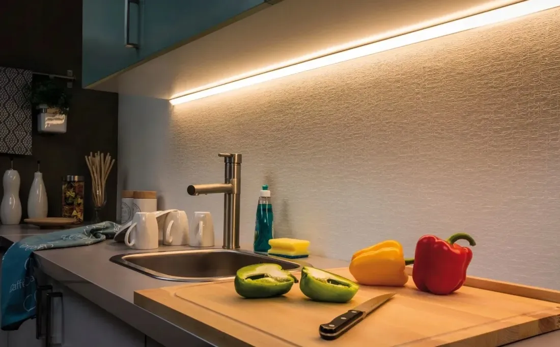 tasma-led-paulmann-3m-2700k-18w-stan-powystawowy