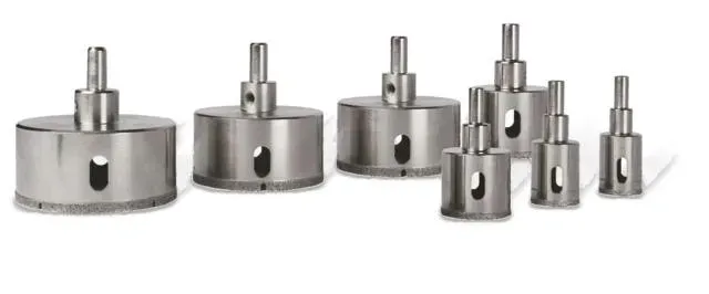 koronka-easy-gres-na-mokro-35-mm