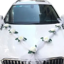 dekoracja-samochodu-kwiaty-bialy