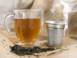 zaparzacz-do-herbaty-z-przykrywka-kolor-szary
