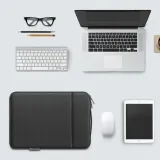 etui-na-laptopa-czarny-15-marka-bez-marki