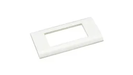 ramka-montazowa-4m-90x45-biala-na-moduly-mediabox