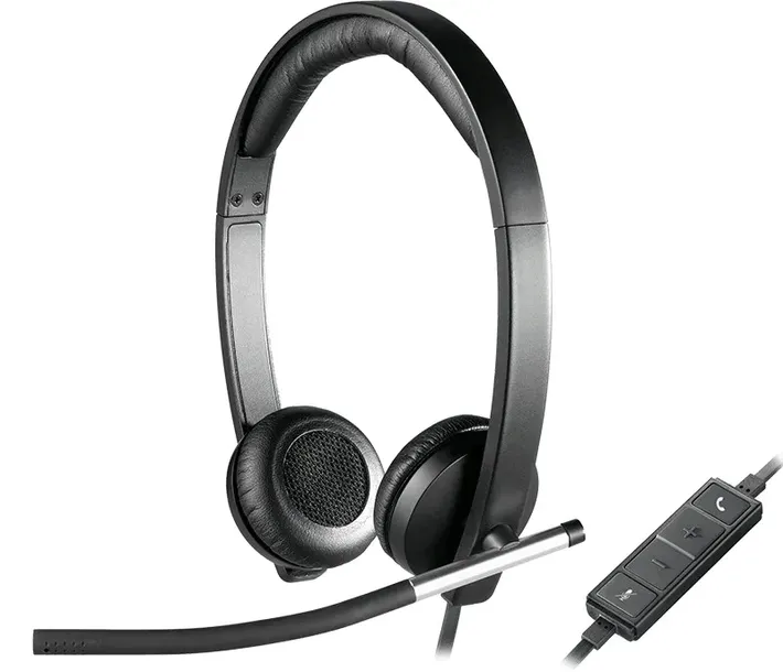 sluchawki-nauszne-logitech-h650e-konstrukcja-zamknieta