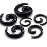 kolczyk-piercing-rozpychacz-spirala-do-ucha-spiralka-2mm-marka-bizu