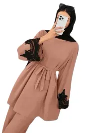 shein-komplet-damski-z-wiazaniem-i-czarna-koronka-na-rekawach-m-1em