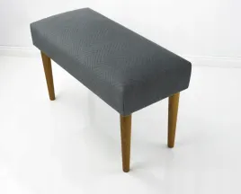 laweczka-taboret-tapicerowana-jodelka-70-x-30