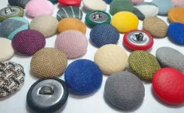 guziki-tapicerskie-kolory-22-mm-roz-18-guzik-oblekany-tkanina-kolory