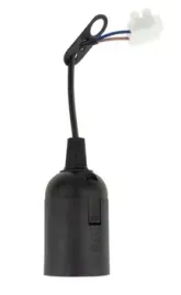 oprawka-budowlana-remontowa-na-zarowki-e27-z-zawieszka-przewod-gniazdo