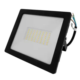 naswietlacz-led-50w-gtv-gt-gcx50w-40-ip65-oswietlenie-zewnetrzne-4000lm